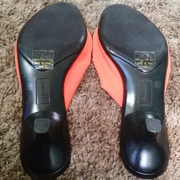 SALE ⛄🔴Cabin Creek Orange Heels - Picture 2 of 3